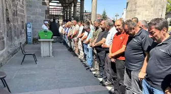 Murat Paşa Hamamı İşletmecisi Ahmet Uçar Hayatını Kaybetti