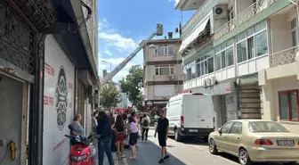 Üsküdar'da Çatı Katında Yangın: Patlama Paniği