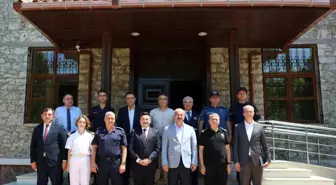 Çanakkale Valisi, Gökçeada Kaymakamı'nı Ziyaret Etti
