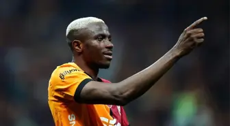 Victor Osimhen Galatasaray'a İmzalamak İçin İstanbul'a Yola Çıktı