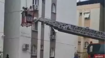 Adana'da Apartman Merdiveninin Çökmesi: 10 Kişi Kurtarıldı