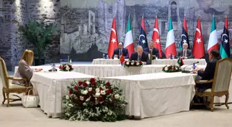 Cumhurbaşkanı Erdoğan, Meloni ve Dibeybe ile Dolmabahçe Ofisi'nde bir araya geldi / Fotoğraf eklendi