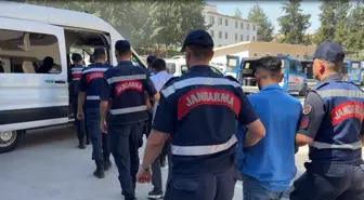 Gaziantep'te Sosyal Medya Dolandırıcılığı Operasyonu: 5 Tutuklama