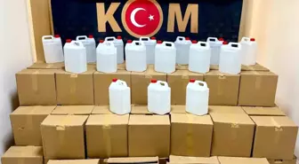 Akhisar'da Kaçak Alkol Operasyonu: 1.060 Litre Etil Alkol Ele Geçirildi