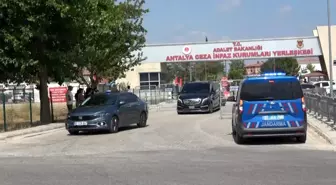 Kemal Kılıçdaroğlu'ndan Muhittin Böcek'e Destek Ziyareti