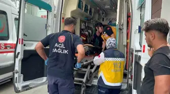 Adıyaman'da Motosiklet ve Otomobil Çarpıştı: İki Yaralı
