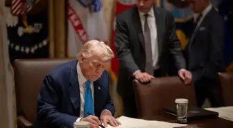 Trump, Rusya'nın Ukrayna Savaşını Bitirmesi için Tarih Verdi