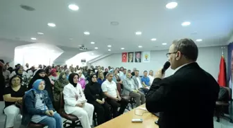 AK Parti'den Silivri'de Sosyal Medya Eğitimi