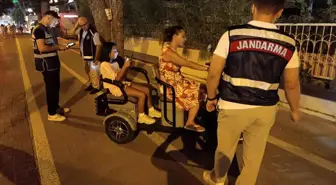 Alanya'da Yaya Yollarına Giren 20 Sürücüye Ceza