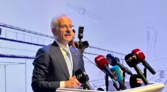 Ulaştırma Bakanı Uraloğlu'ndan Çamur Atma Eleştirisi