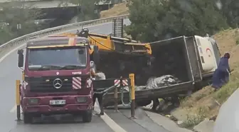 Gaziosmanpaşa'da Hafriyat Kamyonu Kaza Yaptı: Yoğun Trafik