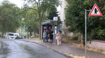 İstanbul'da Sıcak Hava Yerini Yağmura Bıraktı