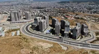 Yüksek Faizler Eski Binalara Yönlendiriyor: İzmir'de Konut Talebi Değişiyor