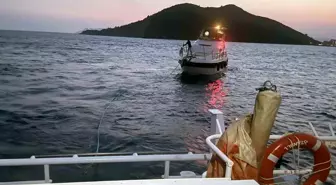 Fethiye'de Makine Arızası Yapan Tekne Kurtarıldı