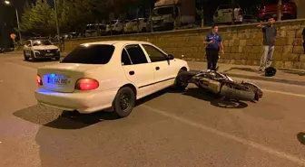 Kayseri'de Motosiklet ve Otomobil Çarpıştı: 2 Yaralı