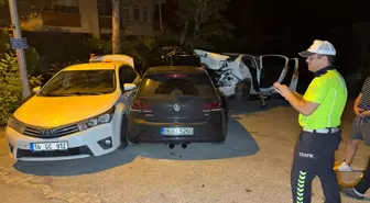 Bartın'da Alkollü Sürücü Park Halindeki Araçlara Çarptı