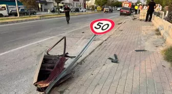Afyonkarahisar'da Kaza: 3 Yaralı
