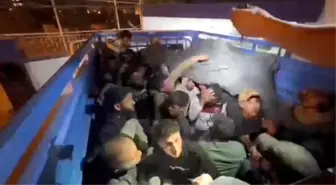 Hatay'da 42 Kaçak Göçmen Kamyonetin Kasasında Yakalandı