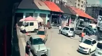 Sivas'ta Kontrolden Çıkan Araç 6 Araca Çarptı