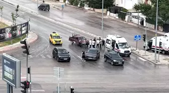 Elazığ'da Zincirleme Trafik Kazası: 1 Yaralı