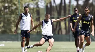 Fenerbahçe UEFA Şampiyonlar Ligi Hazırlıklarını Sürdürüyor