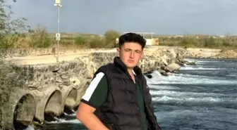 Traktörün Altında Kalan Genç Hayatını Kaybetti