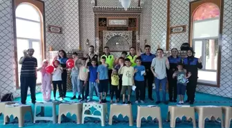 Sinop'ta Polis Ekiplerinden Çocuklara Güvenlik Eğitimi