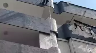 Adana'da Balon Filesine Sıkışan Güvercin Kurtarıldı