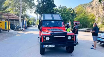 Kemer'de Trafik Denetiminde İki Araç Cezalandırıldı