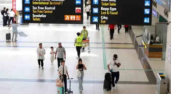 Antalya'da Turizmde Günlük Ziyaretçi Rekoru Kırıldı