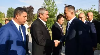 İçişleri Bakanı Ali Yerlikaya Patnos Belediyesi'ni Ziyaret Etti