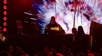 Shaquille O'Neal, Antalya'da DJ Performansı Sergiledi