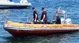 Büyükada'da Sahilde Erkek Cesedi Bulundu