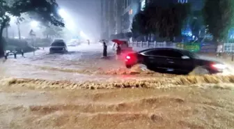 Güney Kore'de Şiddetli Yağışlar Sel ve Toprak Kaymalarına Neden Oldu