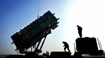 Hollanda, Ukrayna'ya 500 Milyon Euro'luk ABD Silah Sistemleri Gönderiyor