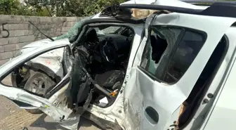 Adıyaman'da Minibüs ve Hafif Ticari Araç Çarpıştı: Bir Kişi Hayatını Kaybetti