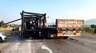Manisa'da Zincirleme Trafik Kazası: 2 Yaralı
