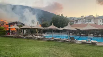 Erdek'te Otel Bahçesinde Yangın