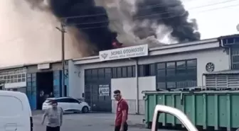 Bursa'da Oto Tamirhanesinde Yangın