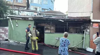 Sarıyer'de Gecekonduda Yangın: İki Kardeş Ağır Yaralı