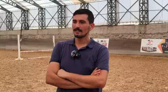 Ballıca Atlı Spor Kulübü Antrenörü Serkan Selman Demir: Binicilik liderlik yapmayı öğretiyor