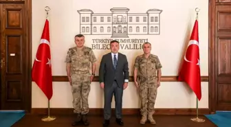 Bilecik Jandarma Komutanları Görev Yerlerine Veda Ziyareti Gerçekleştirdi