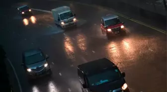 Hong Kong'da Dördüncü Yoğun Fırtına ve Yağmur Uyarısı