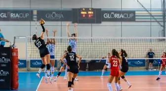 A Milli Kadın Voleybol Takımı, Sırbistan'ı 3-2 Geçti
