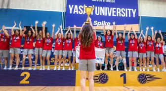 Yaşar Üniversitesi Kadın Voleybol Takımı Avrupa İkincisi Oldu