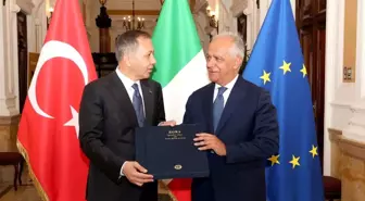 Ali Yerlikaya ve Matteo Piantedosi Roma'da Güvenlik Konularını Görüştü