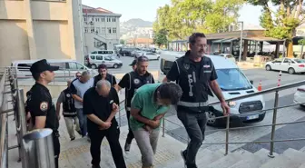 Zonguldak'ta Define Arayan 4 Kişi Suçüstü Yakalandı