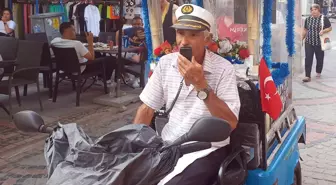 Bir mesleğin son temsilcisi! Yarım asırdır sokaklarda aynı ürünü satıyor