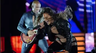 Jennifer Lopez İstanbul'u salladı ama yaşananlar etkinliğe gölge düşürdü