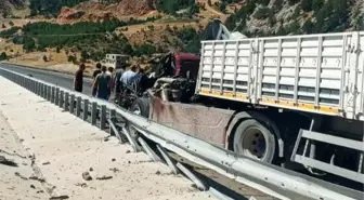 Kahramanmaraş'ta Tır Kazası: Sürücü Ağır Yaralı